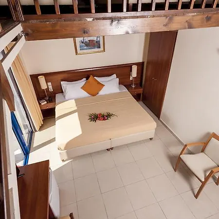 Hotel Adelais 2*