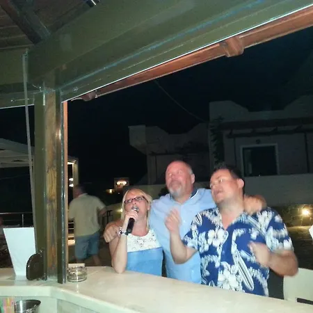 Otel Adelais 2*