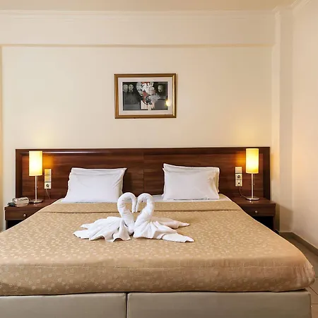 Adelais Otel Tavronitis